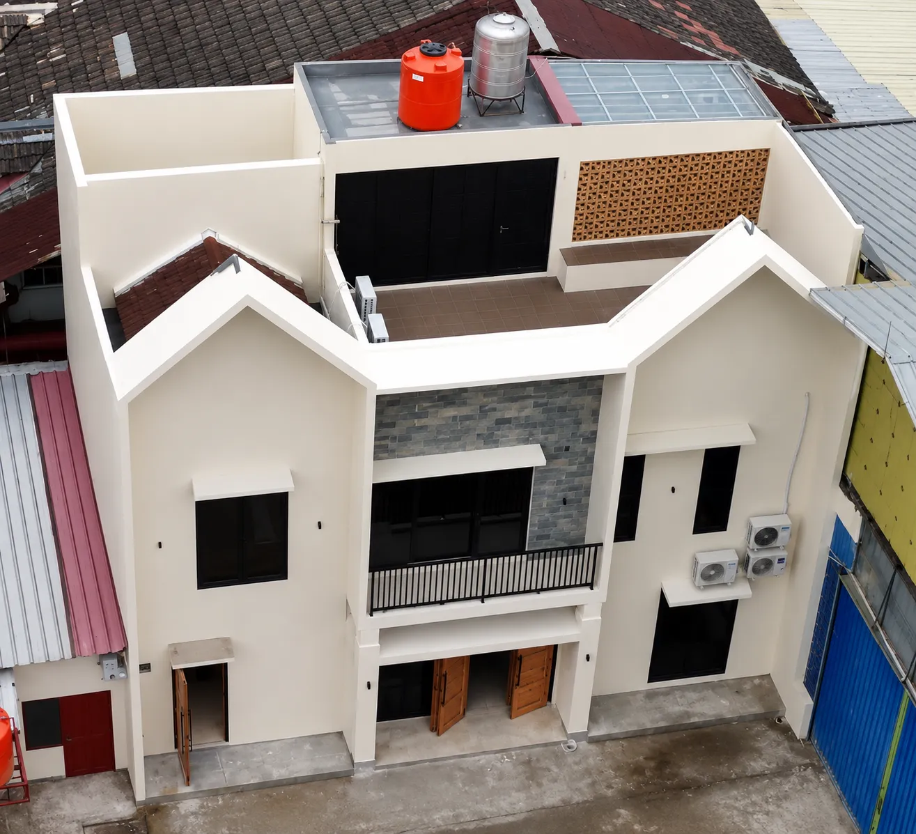 Proyek rumah Scandinavian yang telah selesai